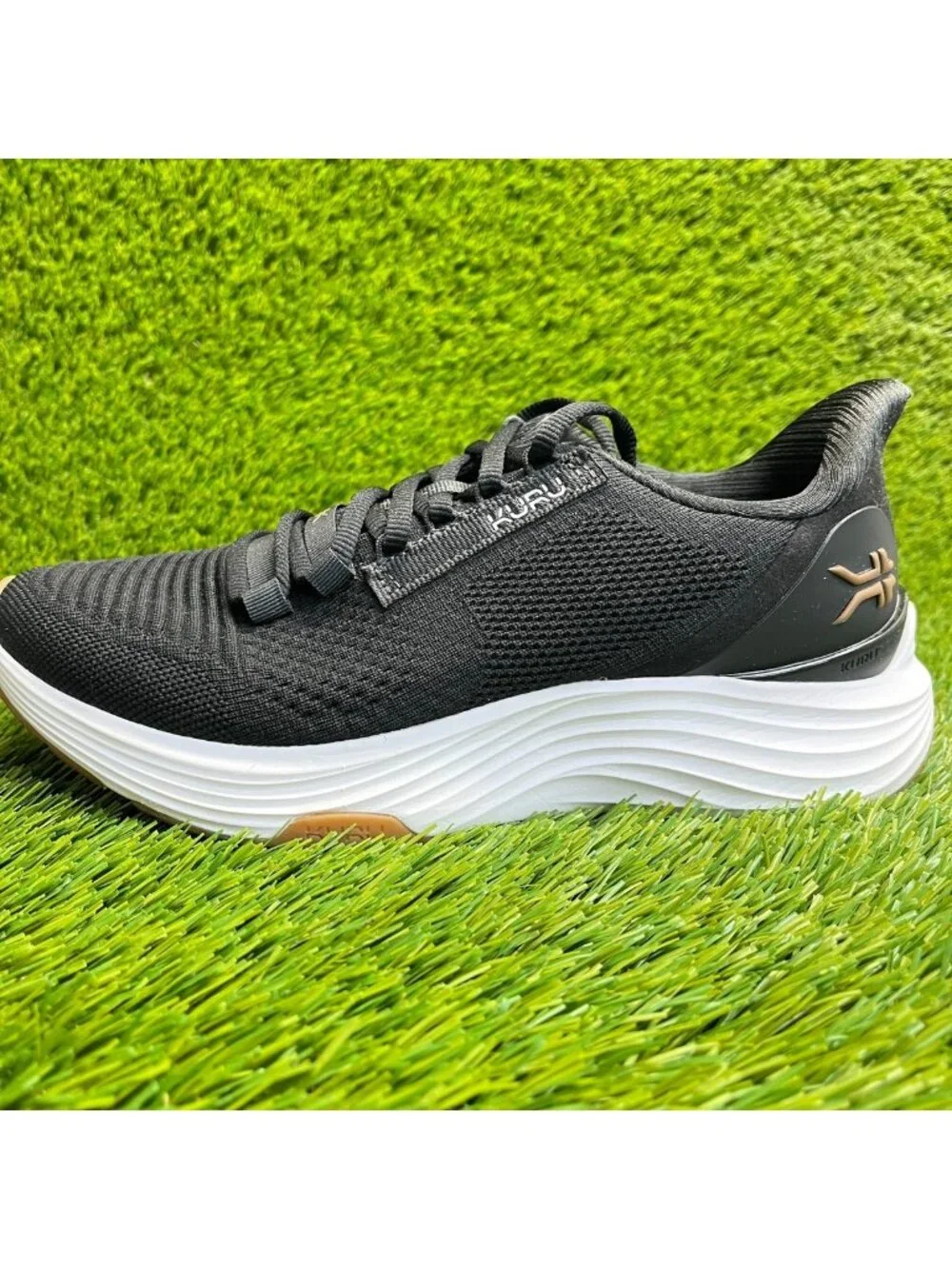 Kuru Atom 2 Womens Size 8.5 Black White Athletic Running Walking Shoes Sneakers